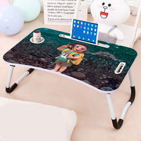 QINLAN QL6242 Bureau d'ordinateur portable pliable pour enfants avec dessin animé, en plastique, gain de place, design compact, pour ordinateurs portables de moins de 17 pouces