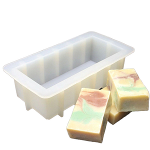 Molde de silicona rectangular hecho a mano para jabón, molde para pan tostado, caja para hacer jabón, moldes para jabón con efecto giratorio/divisor. - Product Image 1