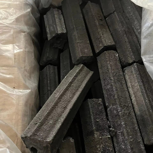 Charbon de sciure de bois de haute qualité, combustion longue et lisse, idéal pour la cuisson propre, le chauffage et les activités de plein air - Product Image 1