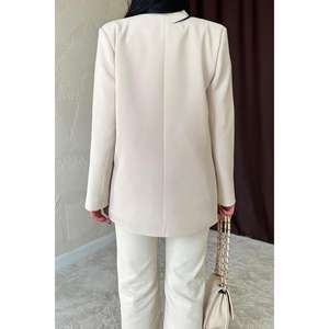 Blazer beige para mujer, tela de lana, estilo antiarrugas, manga larga, para oficina. - Product Image 1