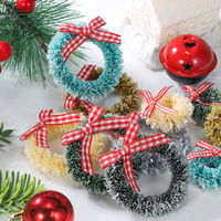 Handgefertigter Kleiner Weihnachtskranz im Rustikalen Stil, Türdekoration mit Simuliertem Schnee, Schleifenkranz zum Aufhängen, Großhandel
