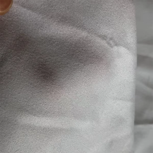 ผ้าโพลีเอสเตอร์ผ้าขนแกะไมโครไฟเบอร์สีขาวสิ่งทอใช้ในบ้านโรงงานจีน - Product Image 1