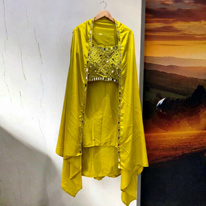 Ensemble ethnique pour femme Lehenga Choli jaune à sequins, tenue de mariage et de fête en lin infroissable, service OEM - Product Image 2