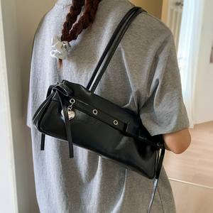 Sac à bandoulière de luxe pour femme, vente directe d'usine, design rétro, boucle de moto, sac tendance et polyvalent, sac bandoulière - Product Image 3