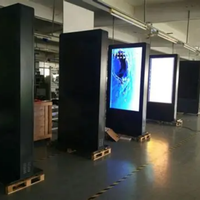 Machine publicitaire verticale sur pied de haute qualité, lecteur vidéo publicitaire commercial à vendre