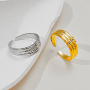 แหวนเปิดสแตนเลสชุบทอง 18K สไตล์มินิมอล วินเทจ ประดับเพชรซิคอนเล็ก 3 เม็ด เครื่องประดับแฟชั่นอเนกประสงค์สำหรับผู้หญิง - Product Image 2