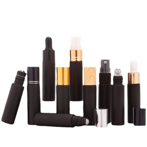 Botella de vidrio negro mate con roll-on de 10 ml, pulverizador cuentagotas, dispensador de aceites esenciales con tapa para todo tipo de piel - Product Image 1