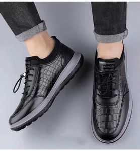 Chaussures de marche pour hommes en mesh respirant, antidérapantes et durables, à bout fermé, pour l'automne, le printemps et l'hiver, imperméables - Product Image 3