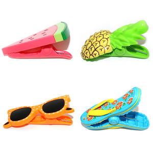 Clips <span class=keywords><strong>de</strong></span> <span class=keywords><strong>serviette</strong></span> <span class=keywords><strong>de</strong></span> chaise <span class=keywords><strong>de</strong></span> soleil coupe-vent en plastique <span class=keywords><strong>de</strong></span> série d'animaux mignons <span class=keywords><strong>pinces</strong></span> <span class=keywords><strong>de</strong></span> pare-brise <span class=keywords><strong>de</strong></span> <span class=keywords><strong>serviette</strong></span> <span class=keywords><strong>de</strong></span> <span class=keywords><strong>plage</strong></span> - Product Image 2