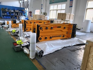 New SOOSAN SB100 Box Type Silenced Hydraulic Breaker Hammer 25-30 Ton Excavator Construction Use 150mm Chisel Yellow - Product Image 3