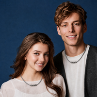 Collier de thérapie magnétique sportif étanche en silicone avec aimant intégré en acier inoxydable 316L pour le soutien et la récupération