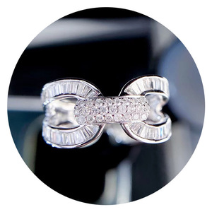 Anillo Cruzado en Forma de U, Diseño Geométrico Minimalista y Elegante, Joyería de Uso Diario para Mujer, Anillo de Moda - Product Image 6