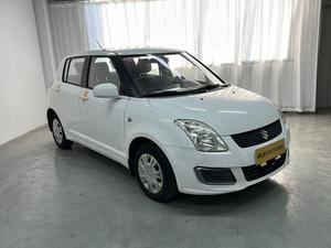 Voiture d'occasion à bas prix, <span class=keywords><strong>Suzuki</strong></span> <span class=keywords><strong>Swift</strong></span> <span class=keywords><strong>Sport</strong></span> 2016, boîte manuelle, turbo, cuir, SUV, berline, conduite à gauche, avec personnalisation intérieure - Product Image 3