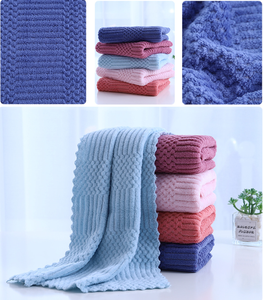 Peignoirs de Bain Microfibre Luxe Extra Larges Personnalisés Séchage Rapide pour Adultes, Impression Logo Sur Mesure 70*140, Lot en Gros - Product Image 4