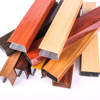 Nouvelle conception de plafond en bois avec déflecteur en aluminium en forme de U, vente chaude