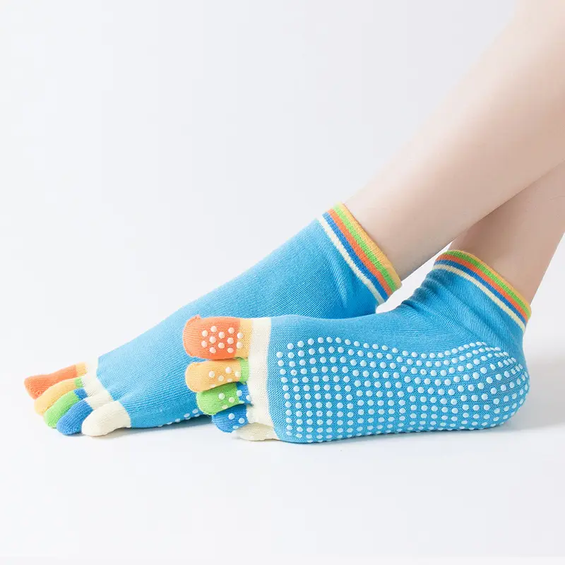 Venta al por mayor de calcetines de algodón con logotipo personalizado par mujer antideslizante gimnasio Pilates antideslizante Yoga calcetín