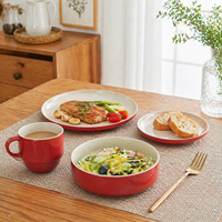 Service de table GuangDa de luxe moderne bicolore rouge et crème en grès émaillé, 16 pièces (assiettes, bols, tasses), compatible lave-vaisselle et four