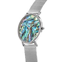 Montre à cadran en nacre d'ormeau en gros, montre à bracelet en acier inoxydable à mailles tendance pour femme