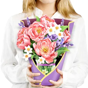 باقة زهور الفاوانيا ثلاثية الأبعاد اليدوية بطاقة التهنئة لعيد الأم مع لفافة