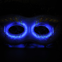 Jouets lumineux à LED Bâtons lumineux pour masque Bâtons lumineux pour décoration de fête d'Halloween Bâtons lumineux dans le noir