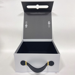 Caja de Regalo de Cartón Rígido con Cierre Magnético de Lujo Personalizada, con Acabado en Cuero PU, Grabado en Relieve, Laminado Mate y Separador Interno de Esponja - Product Image 5