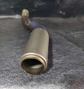 Pot d'échappement de moto en alliage de titane modifié, compatible avec Kawasaki ZX6R modèle 2024 636, disponible en bleu/argent - Product Image 5