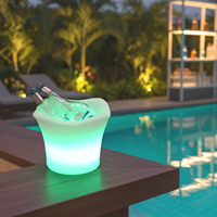 Tinas de hielo LED Cubos de hielo Tinas de bebidas Tinas Estantes de exhibición de bebidas Decorar habitación con 16 colores Barra brillante Cubo de exhibición de bebidas