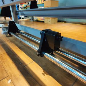 מדפסת מדבקות ויניל יצרן גואנגזו <span class=keywords><strong>1</strong></span>.<span class=keywords><strong>6</strong></span> מ' <span class=keywords><strong>1</strong></span>.9 מ' i3200 XP600 i1600 מכונת פלוטר להדפסה דיגיטלית ראש יחיד - Product Image 5