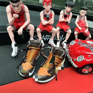 Porte-clés personnalisable modèle 2026 de chaussures de basket 3D mini en PVC, souvenir pour fans, cadeau, pendentif pour sac de voiture ou chaussures de sport - Product Image 3