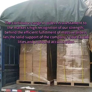 Aerosol perfumado hipoalergénico unisex <span class=keywords><strong>de</strong></span> bambú fresco y lirio <span class=keywords><strong>de</strong></span> agua, almacenes <span class=keywords><strong>de</strong></span> la UE/EE. UU., envío <span class=keywords><strong>de</strong></span> 5-7 días, aromas amaderados florales frutales limpios - Product Image 4
