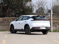 SUV Dongfeng Aeolus L7 PHEV le plus vendu, autonomie électrique de 205 km, autonomie totale de 2239 km, 1.5T PHREV 265kW pour la famille et les flottes