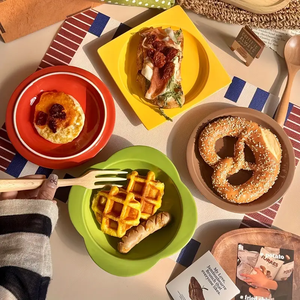 ชุดอาหารเย็นพอร์ซเลนรูปเบอร์เกอร์น่ารัก ใช้กับเครื่องล้างจานและไมโครเวฟได้ เป็นมิตรต่อสิ่งแวดล้อม ปรับแต่งได้สำหรับใช้ในบ้าน ร้านกาแฟ และเทศกาลต่างๆ - Product Image 2