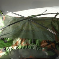 Tente d'été pour une personne à motif vert, une chambre, design portable pour le camping en plein air et utilisation par tous les temps