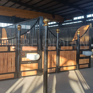 China Outdoor Hot Dip Gegalvaniseerde Tijdelijke Bamboe Board Paardenstal 4X2.2 M Paardenbox Boxen Fabricage - Product Image 2