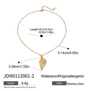 XIXI moda 18K chapado en oro Acero inoxidable circón media luna estrella collar corazón colgante collar diseño impermeable para regalo - Product Image 5