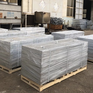 Rejilla de Acero Galvanizado por Inmersión en Caliente, Fabricada a Medida, Rejilla de Drenaje Soldada por Forja - Product Image 1