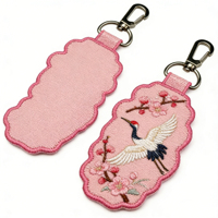 Porte-clés brodé personnalisé en gros avec logo anime, double face