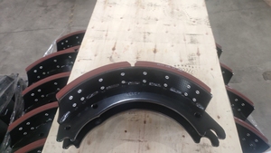 Pièces de camion poids lourd, pièces de système de camion 4707 4707Q 4515, patin complet avec kits de quincaillerie - Product Image 4