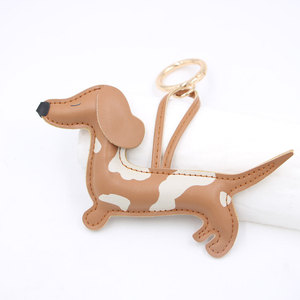 Llavero de Dachshund con estampado a doble cara, colgante 3D de perro salchicha con boca, accesorios de colgante de animal lindo para bolso - Product Image 2