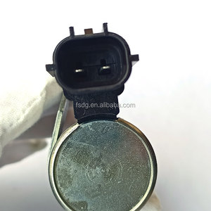 Yeni 15330-70010 Toyota ALTEZZA için VVT değişken alaşım Solenoid yağ vanası LEXUS motor egzoz sistemi için eksantrik mili parçası modeli T4 - Product Image 5