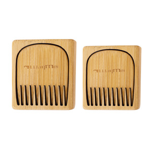 Peine de barba de madera LuanMei, herramienta de peinado portátil mini para hombres, cuidado del bigote, color madera natural - Product Image 1