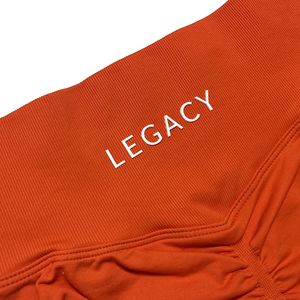 Etiqueta de ropa suave lavable Parche de hierro Logotipo de silicona Relieve Logotipos de transferencia de calor elevados Etiquetas de ropa de silicona 3D - Product Image 5