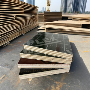 Panneaux <span class=keywords><strong>de</strong></span> contreplaqué <span class=keywords><strong>de</strong></span> coffrage moderne en peuplier E0 Linyi 18-21mm, placage double face, film noir/marron, qualité PREMIÈRE CLASSE - Product Image 6