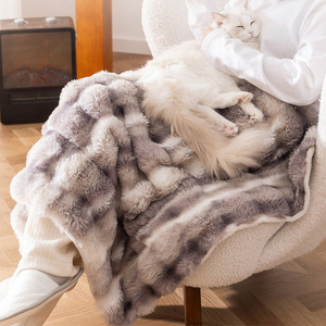 Warmes Haustier Decken bett Hunde bett Vier Jahreszeiten Universal <span class=keywords><strong>S</strong></span> Tierhaar Decke Wärme Bequemes weiches Material - Product Image 2