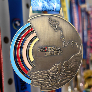 Médaille de course en métal 3D bon marché, prix sportif personnalisé, médailles de course de 5 km, marathon avec ruban, logo personnalisé plaqué <span class=keywords><strong>or</strong></span> - Product Image 4
