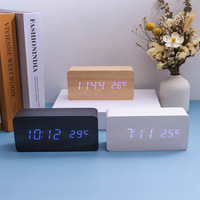 Horloge Réveil en Bois pour le Commerce International, Vente en Gros, Affichage Numérique LED, Recharge Électronique, Commande Vocale, Heure Mondiale