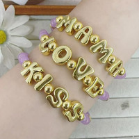 Bracelet en perles acryliques tendance CH-HDT1115, bracelet en fil élastique acrylique, bracelet à breloque en émail en forme de cœur, vente en gros de bijoux