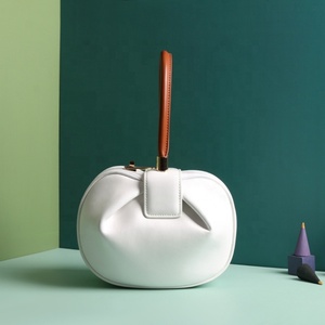 European Retro Fashion Women's Genuine Leather Clutch <b>Shoulder</b> Bag Armpit Handbag Zipper Closure Single <b>Strap</b> Chains Candy - Product Image 3