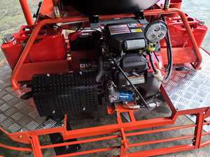 ماكينة تعويم كهربائية قابلة للقيادة مع محرك يعمل بالبنزين ولتلميع وتشطيب الخرسانة - Product Image 4