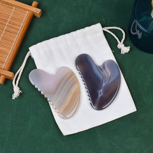 Logo personnalisé 100% véritable agate grise naturelle outil de Guasha pour le visage gris Jade <span class=keywords><strong>Gus</strong></span> Sha pierre masseur soins de la peau du visage Gua Sha avec dents - Product Image 2